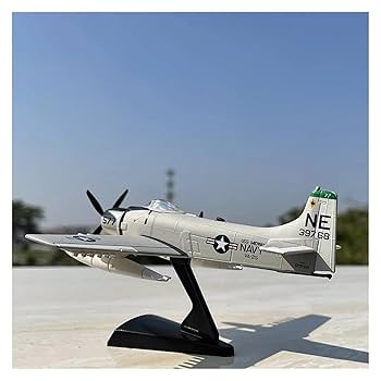 Amazon.co.jp: 航空機 ダイキャスト 1:110 スケール ダグラス A